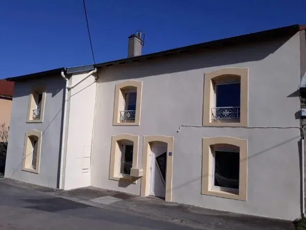 Ravalement de façade à Pont-Saint-Vincent